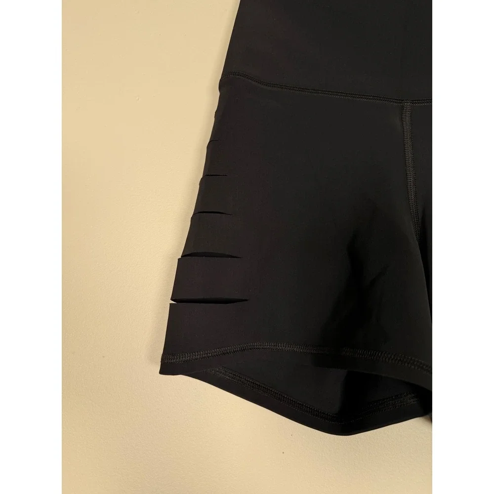 Alo Yoga Black Cutout High Waist Biker Shorts‎ Women's Size XS